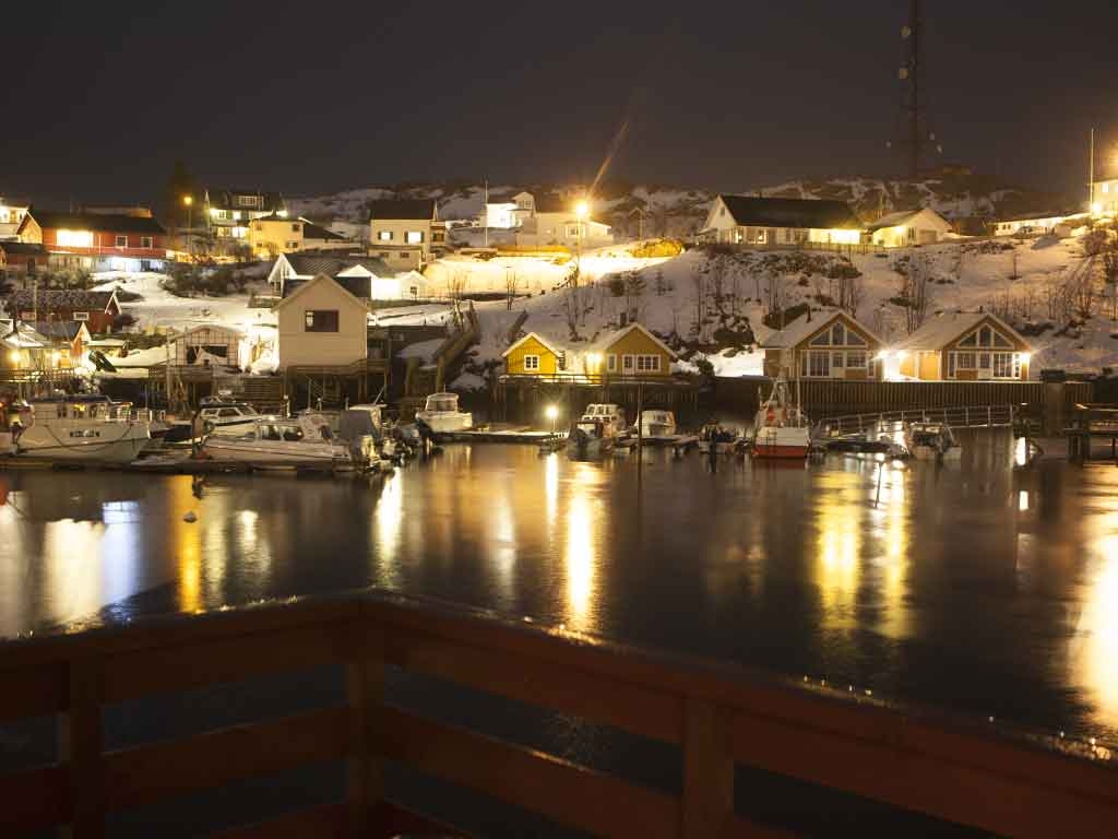 Lofoten by night